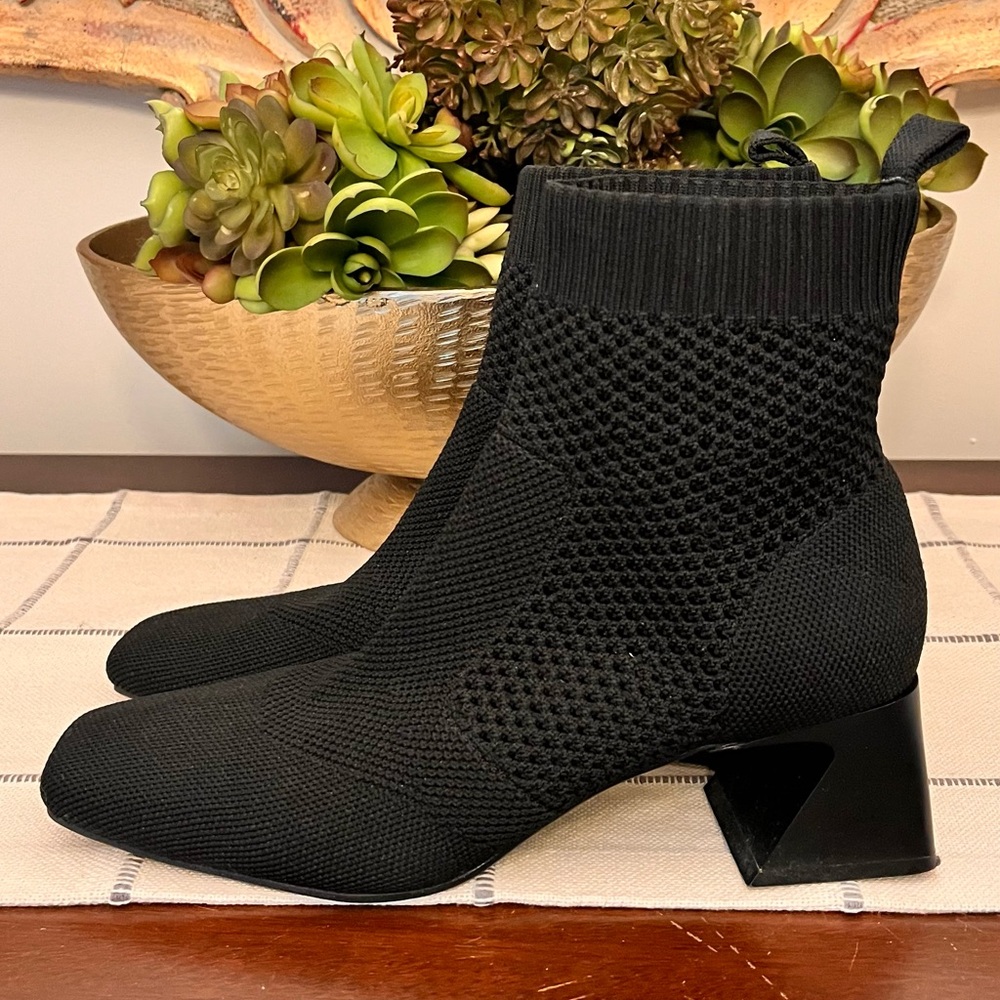 Elegant Black Ankle Boots for Women